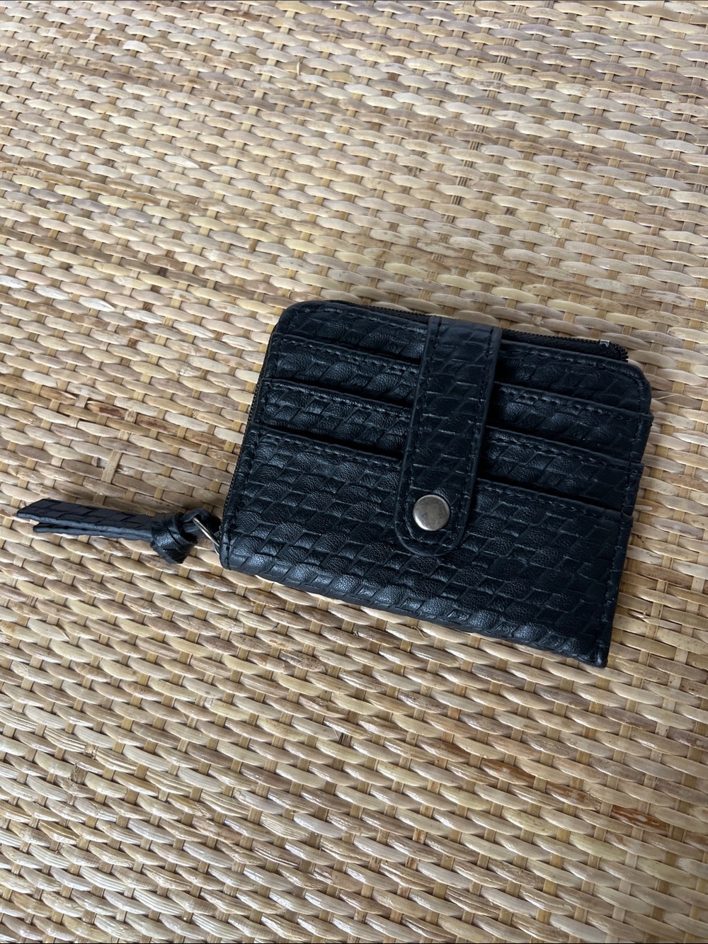 Woven Braided Black Vegan Leather Wallet Card ID holder Zip Closure Unisex